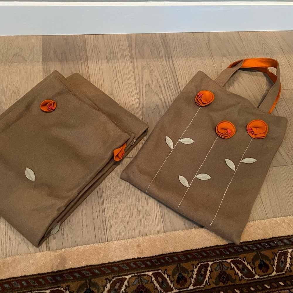 Brown Wool Tote Bag & Blanket Set with Orange Accents